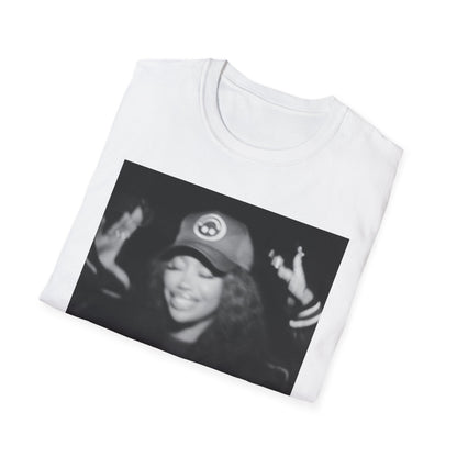 SZA Unisex Graphic T-Shirt with Vintage Vibe, Casual Wear, Streetwear Style, Gift for Music Lovers, Relaxed Fit, Cool Graphic Tee