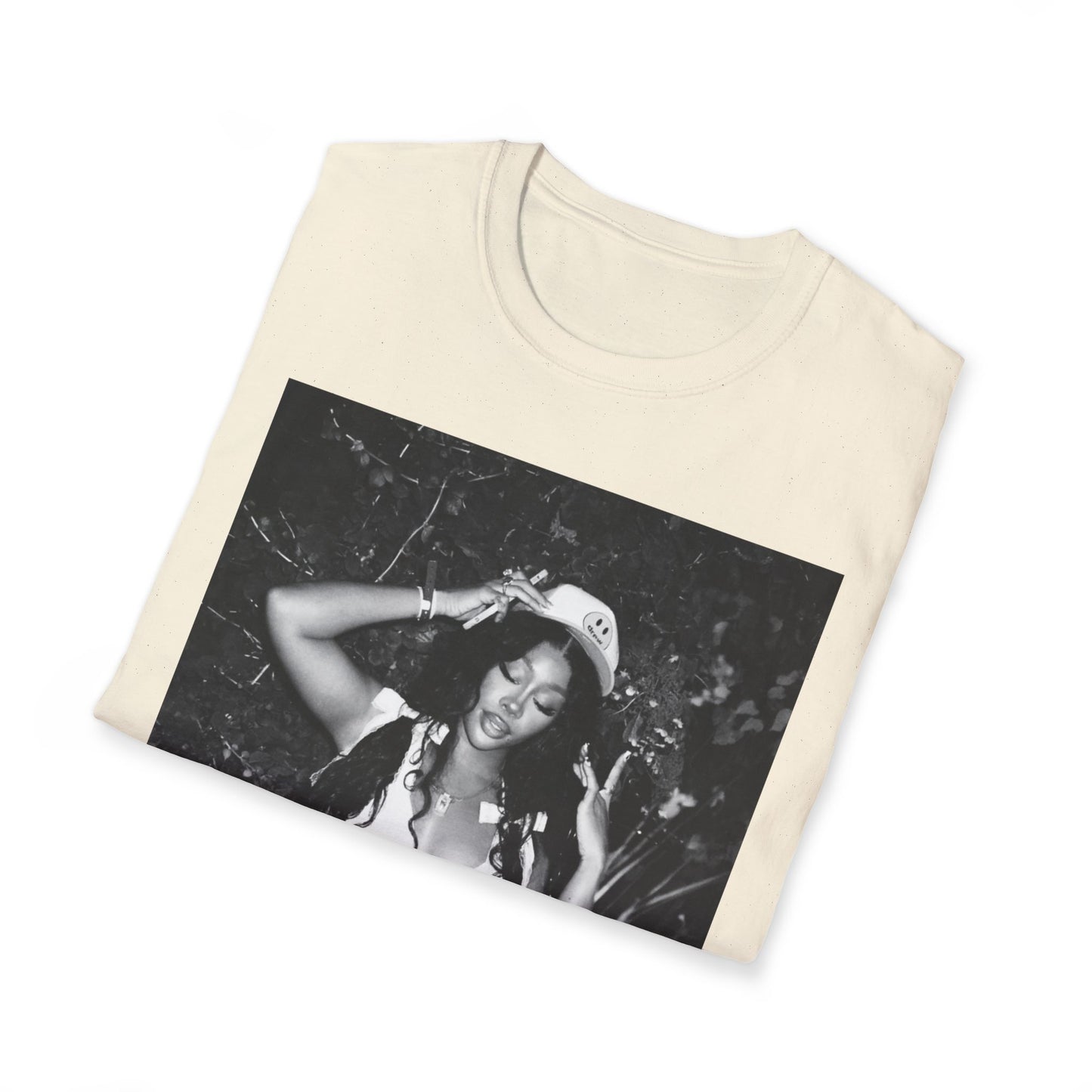 Vintage Vibes Unisex Softstyle T-Shirt, Retro Tee, Classic Shirt, Hipster Top, Nostalgic Fashion, Gift for Him or Her