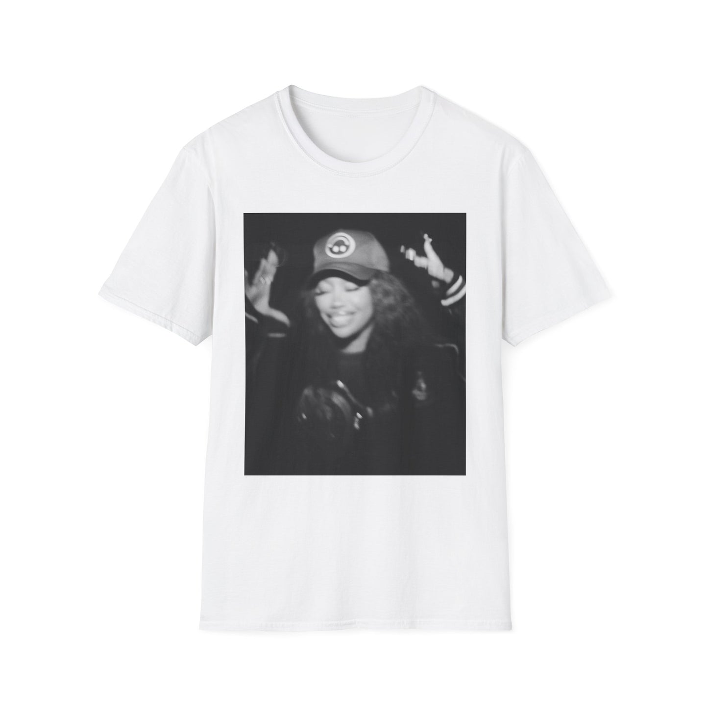 SZA Unisex Graphic T-Shirt with Vintage Vibe, Casual Wear, Streetwear Style, Gift for Music Lovers, Relaxed Fit, Cool Graphic Tee