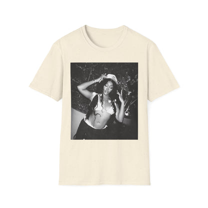 Vintage Vibes Unisex Softstyle T-Shirt, Retro Tee, Classic Shirt, Hipster Top, Nostalgic Fashion, Gift for Him or Her